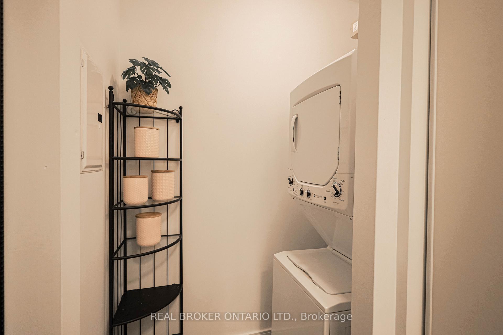 Photo 13 of Unit 311, 150 Main Street, Hamilton, Central — HOMEH