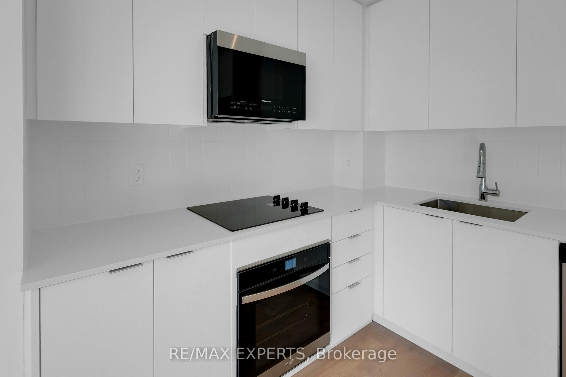 Photo 9 of Unit 419, 10 Abeja Street, Vaughan, Concord — HOMEH