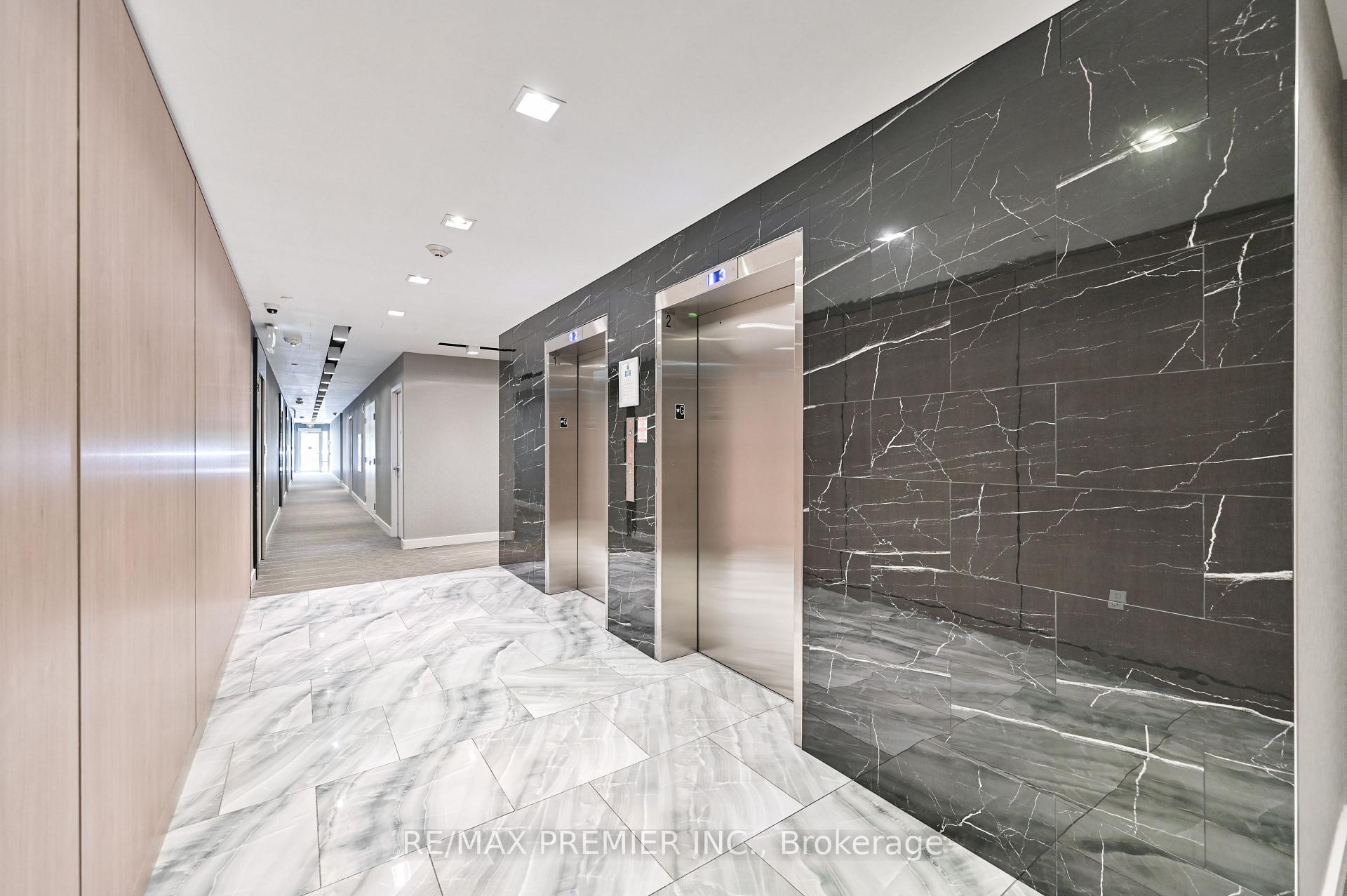 Photo 6 of Unit 912, 4800 Highway 7, Vaughan, East Woodbridge — HOMEH