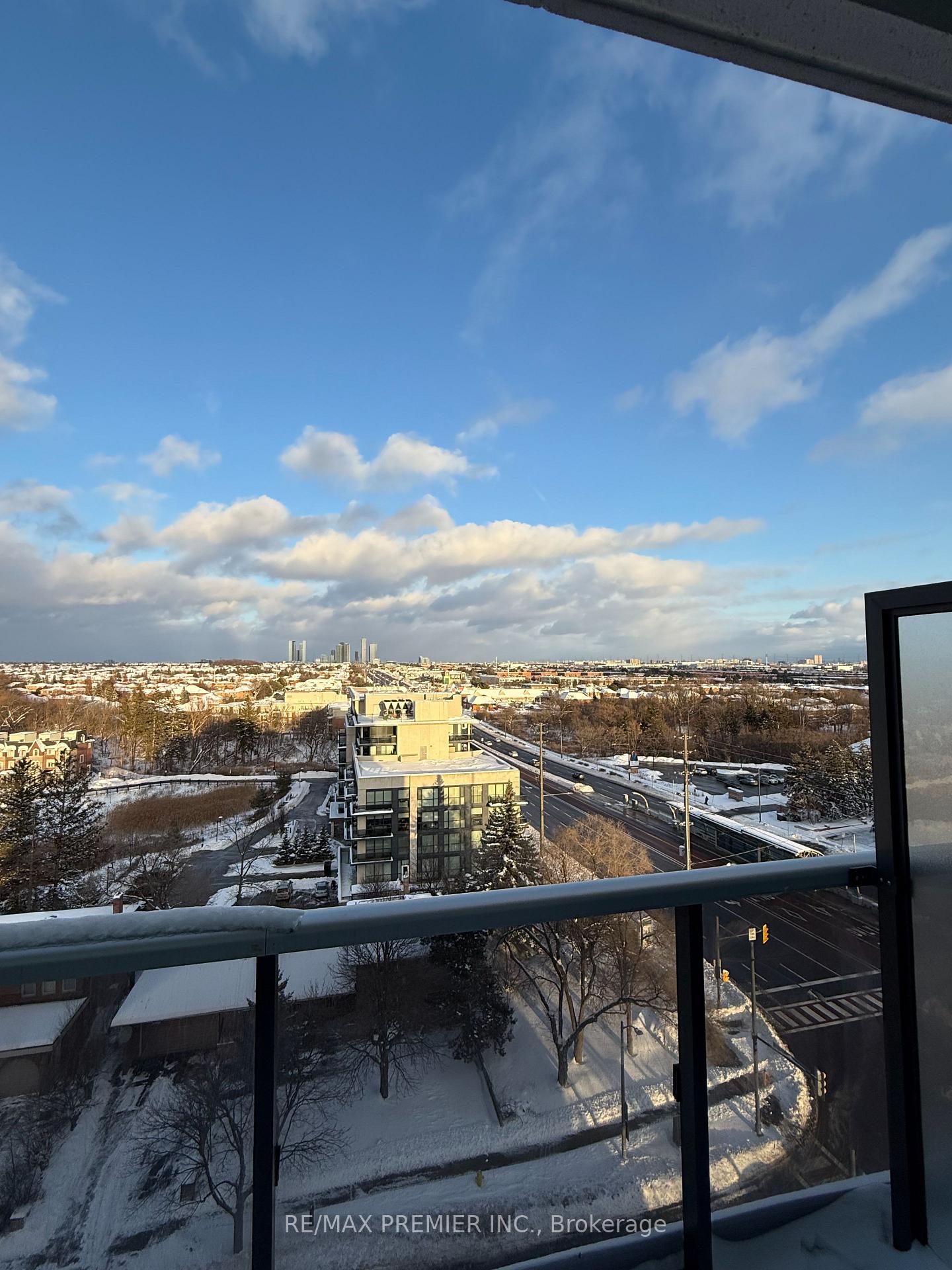 Photo 19 of Unit 912, 4800 Highway 7, Vaughan, East Woodbridge — HOMEH