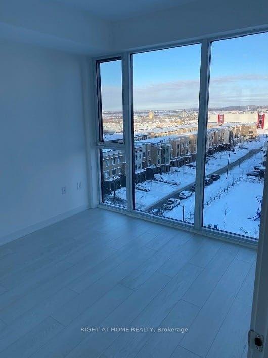 Photo 9 of Unit 725, 100 Eagle Rock Way, Vaughan, Rural Vaughan — HOMEH