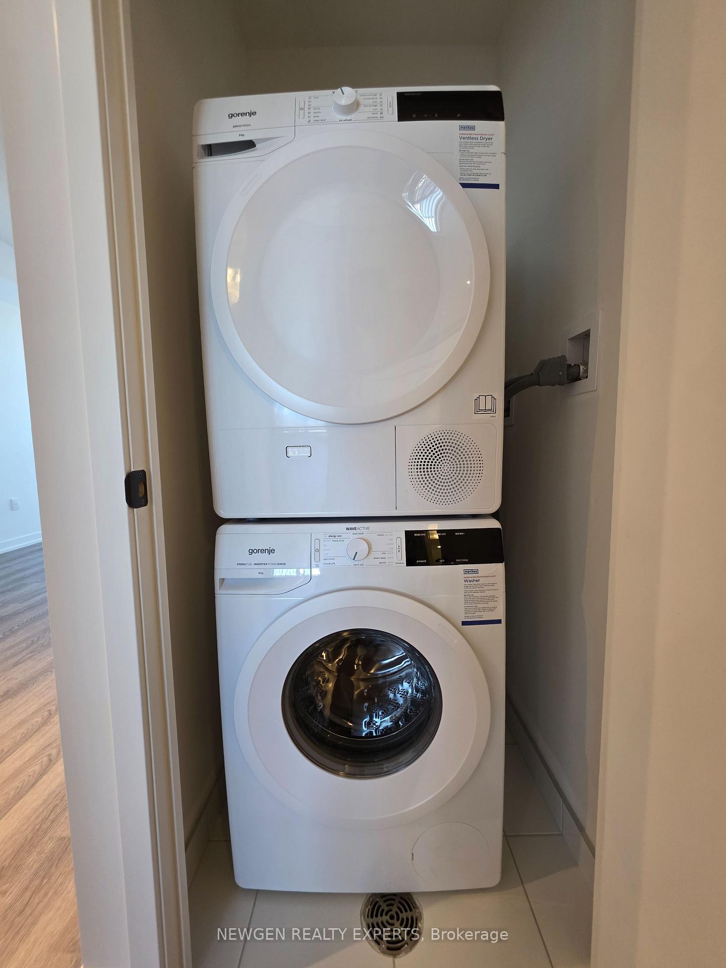 Photo 16 of Unit 1805, 8 Interchange Way, Vaughan, Vaughan Corporate Centre — HOMEH
