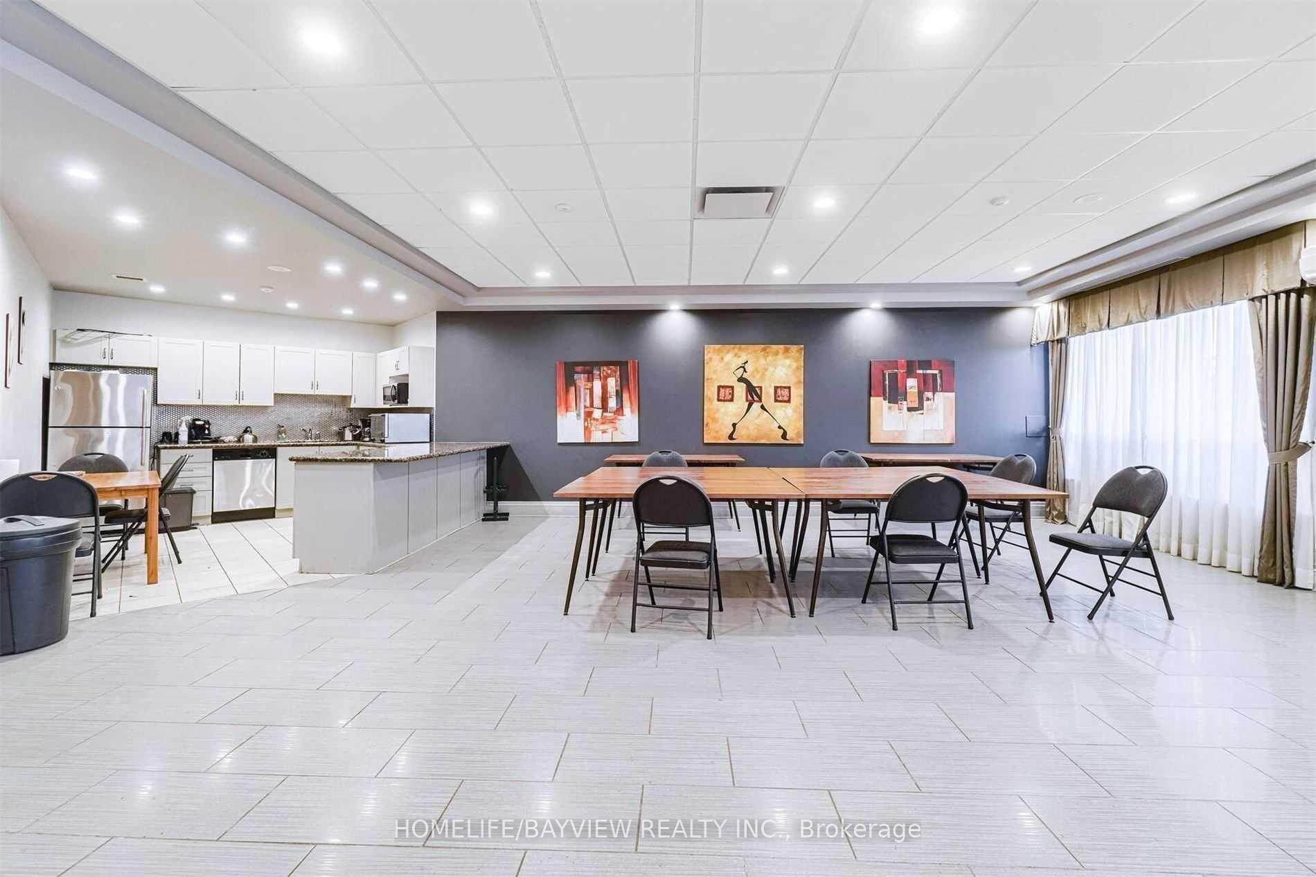 Photo 9 of Unit 906, 50 Disera Drive, Vaughan, Beverley Glen — HOMEH