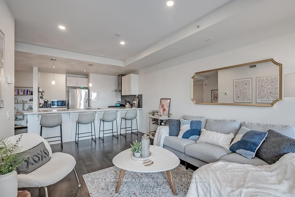 Photo 14 of Unit 603, 181 James Street N, Hamilton, Strathcona — HOMEH