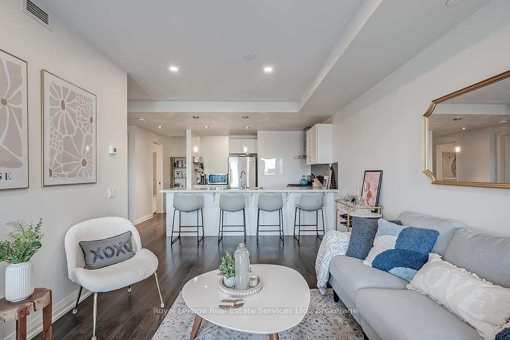 Photo 15 of Unit 603, 181 James Street N, Hamilton, Strathcona — HOMEH
