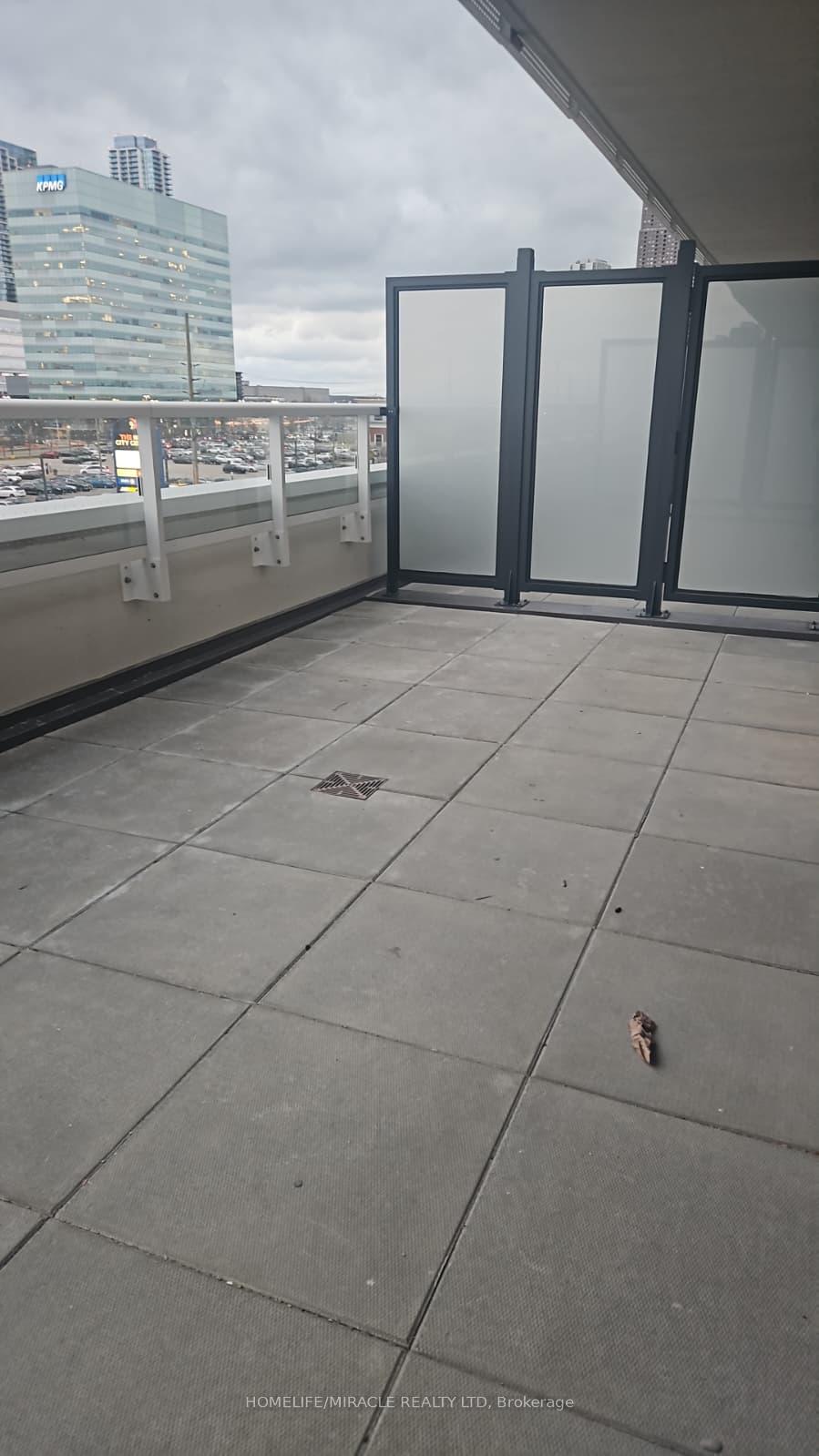 Photo 18 of Unit 506, 8 Interchange Way, Vaughan, Vaughan Corporate Centre — HOMEH