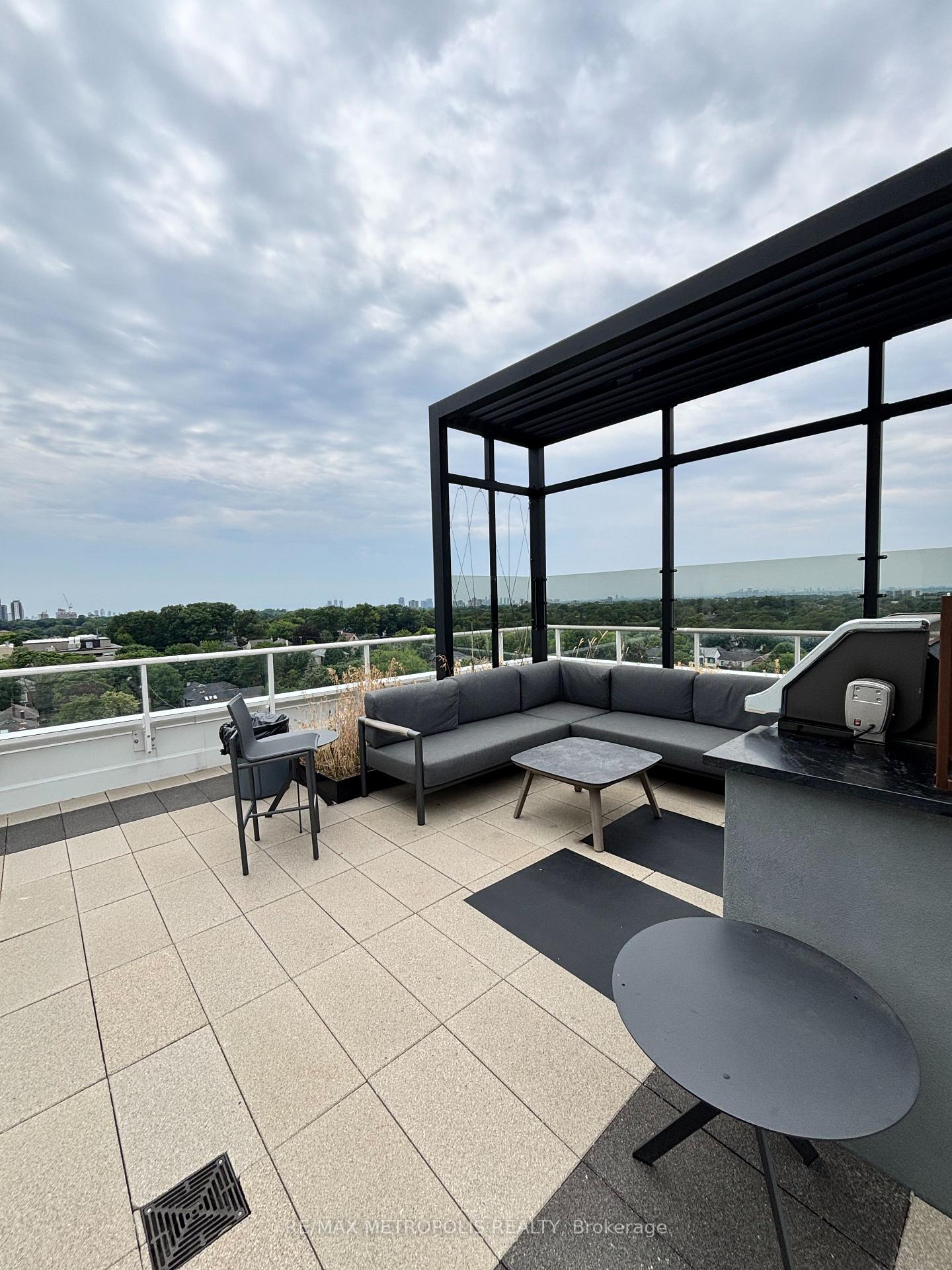 Photo 2 of Unit 1216, 2020 Bathurst Street, Toronto, Humewood-Cedarvale — HOMEH