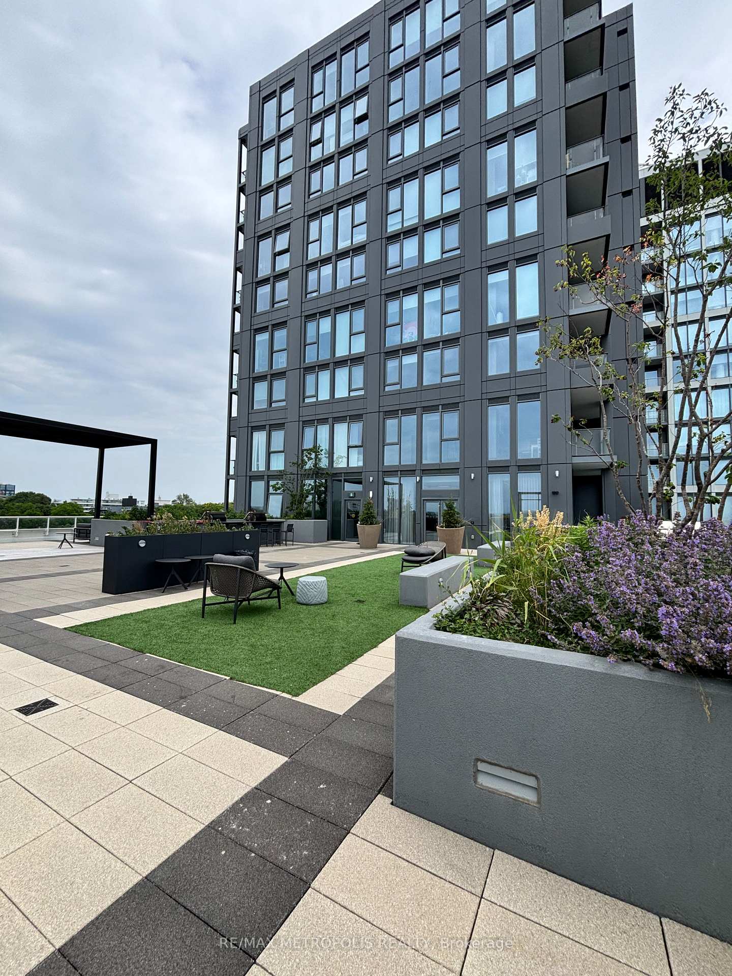 Photo 4 of Unit 1216, 2020 Bathurst Street, Toronto, Humewood-Cedarvale — HOMEH