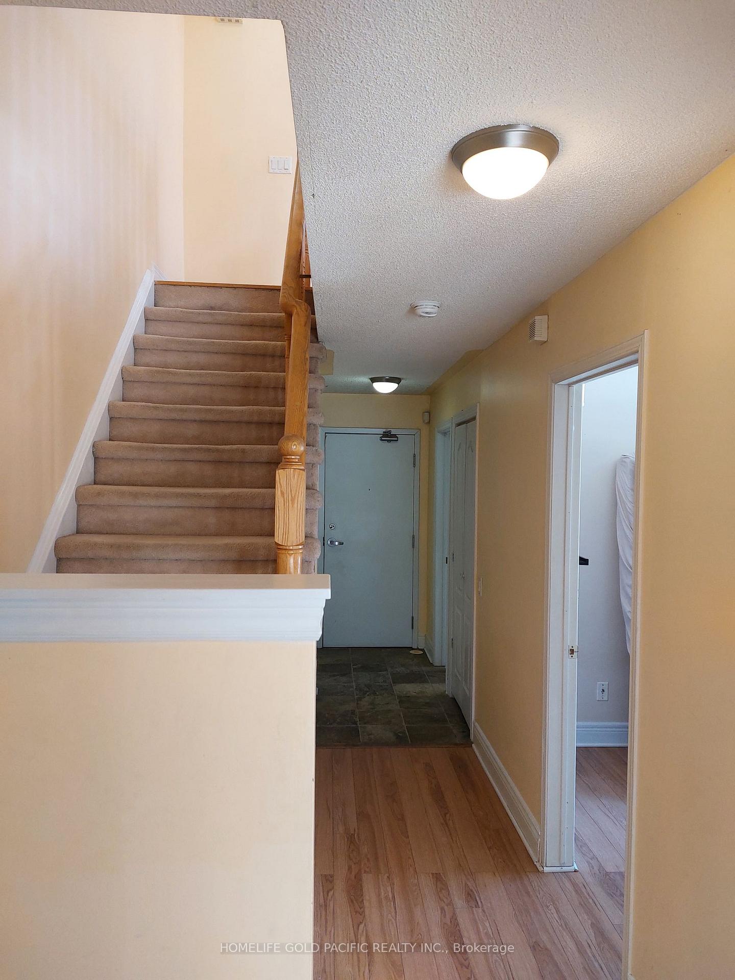 Photo 2 of 84 Suncrest Boulevard, Markham, Commerce Valley — HOMEH