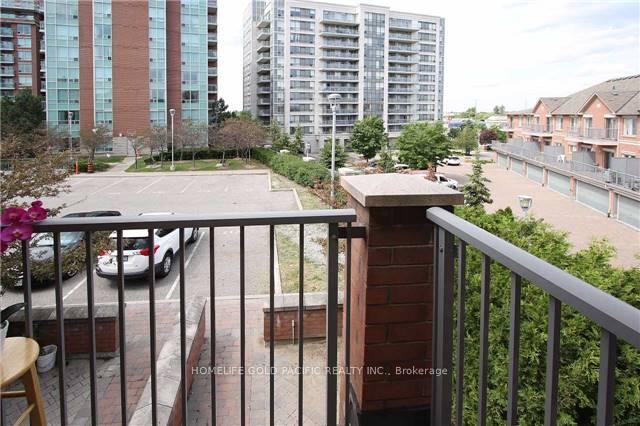 Photo 6 of 84 Suncrest Boulevard, Markham, Commerce Valley — HOMEH