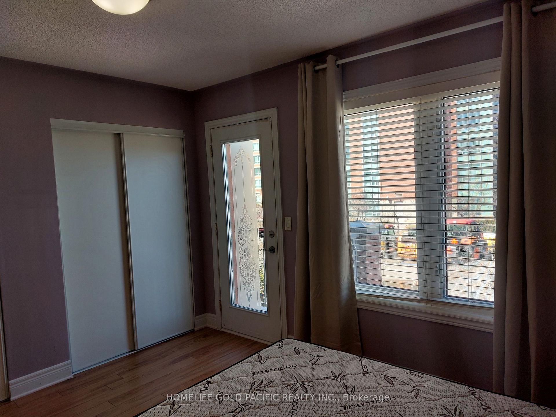Photo 13 of 84 Suncrest Boulevard, Markham, Commerce Valley — HOMEH
