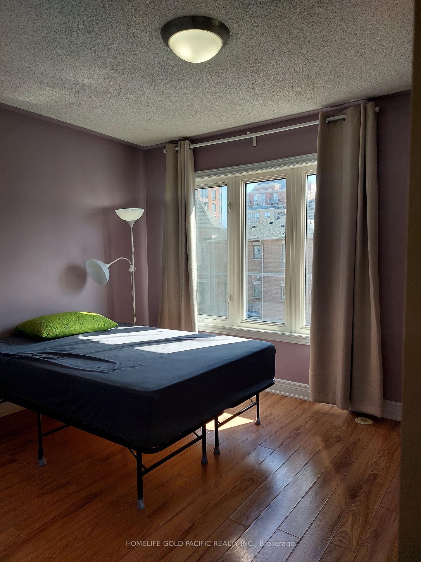 Photo 14 of 84 Suncrest Boulevard, Markham, Commerce Valley — HOMEH
