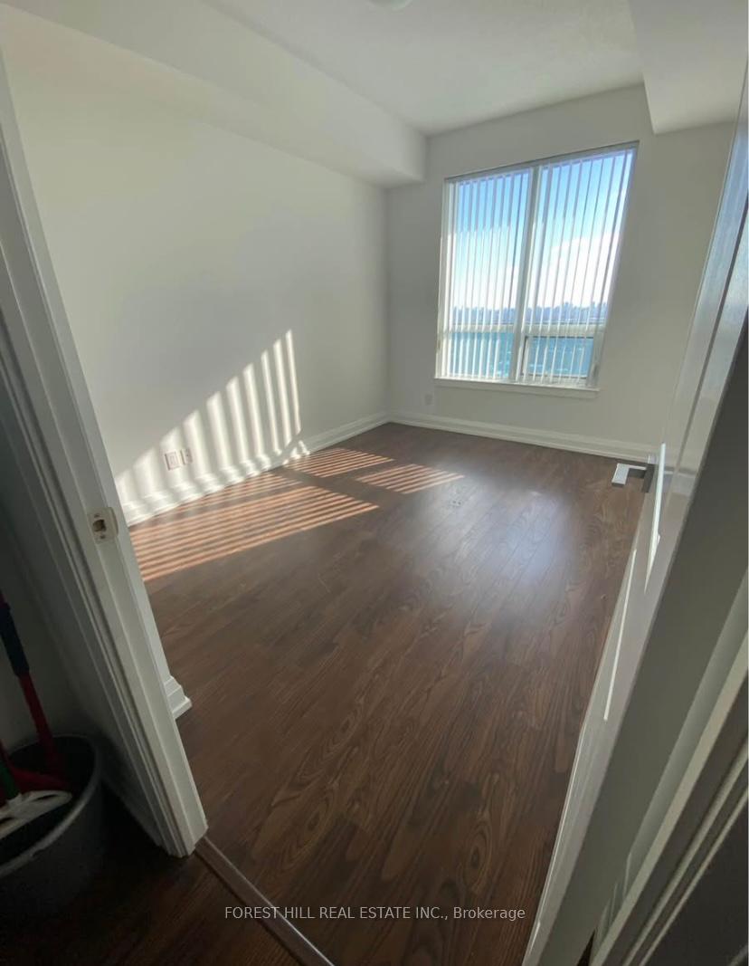 Photo 7 of Unit 1928, 7161 Yonge Street, Markham, Grandview — HOMEH