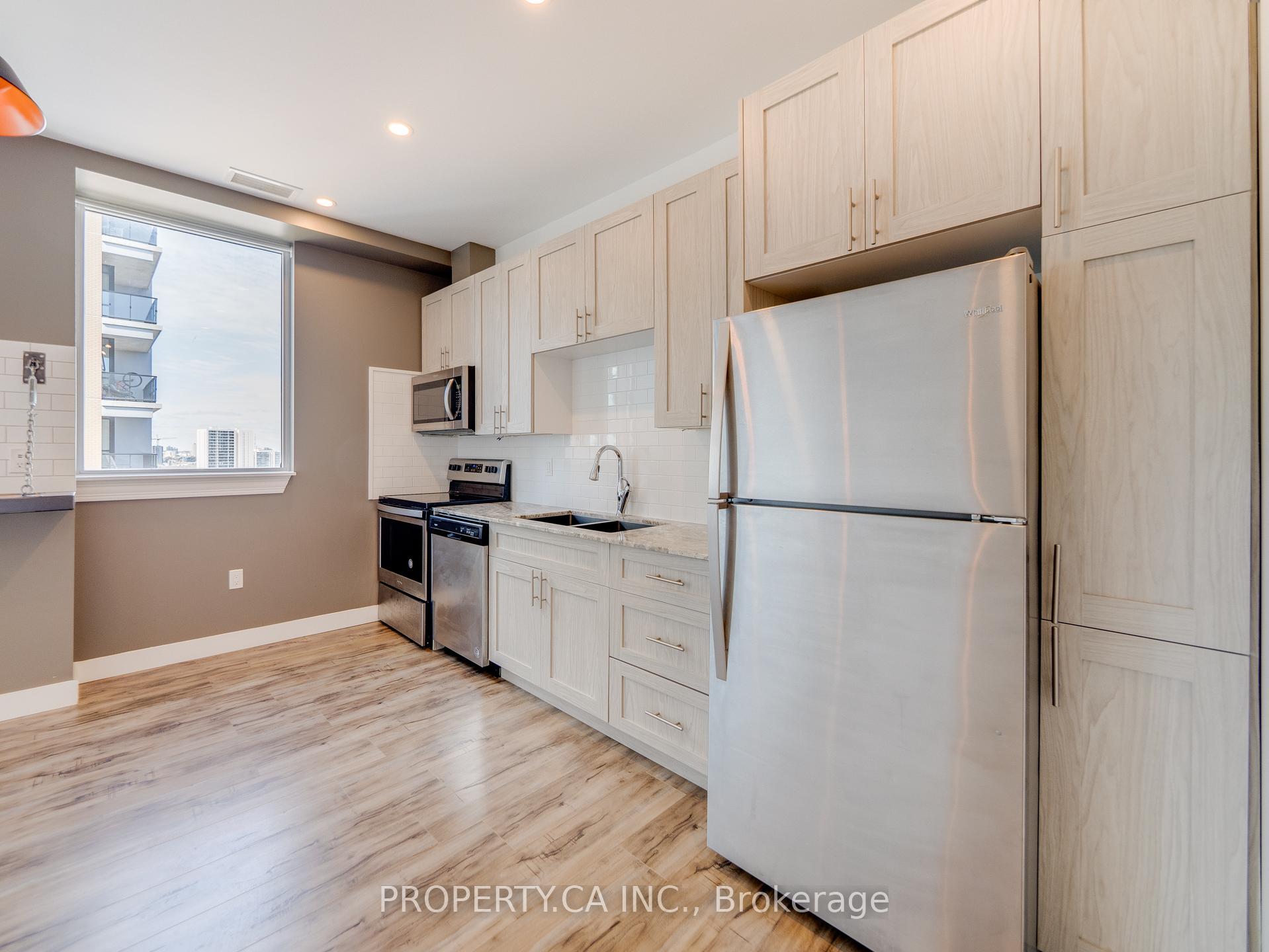 Photo 6 of Unit 1703, 100 Garment Street, Kitchener — HOMEH