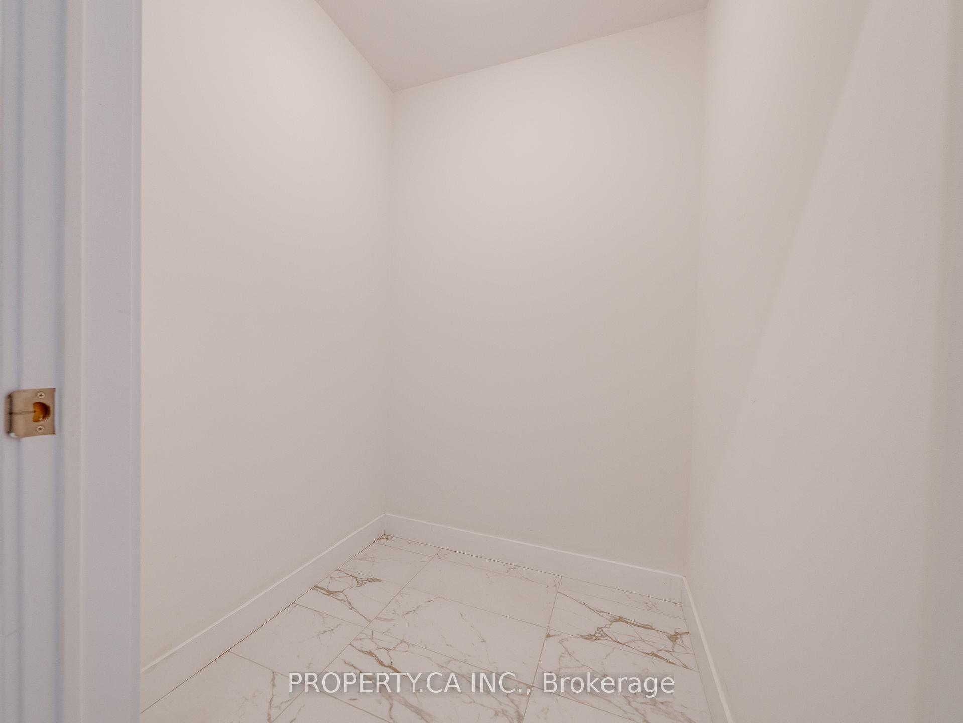 Photo 18 of Unit 1703, 100 Garment Street, Kitchener — HOMEH