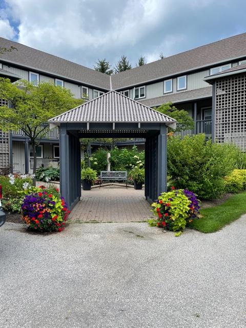 Front of 793 Johnston Park Avenue