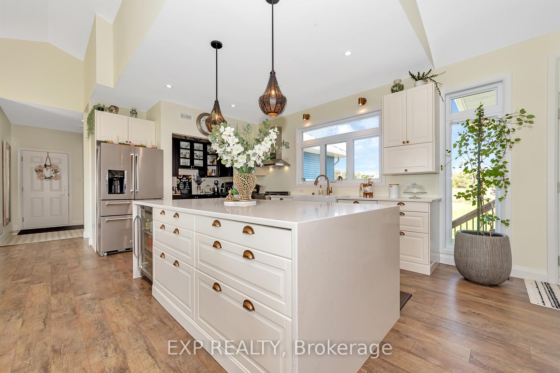 Photo 8 of 3010 Torwood Drive, Ottawa, Dunrobin Shores — HOMEH