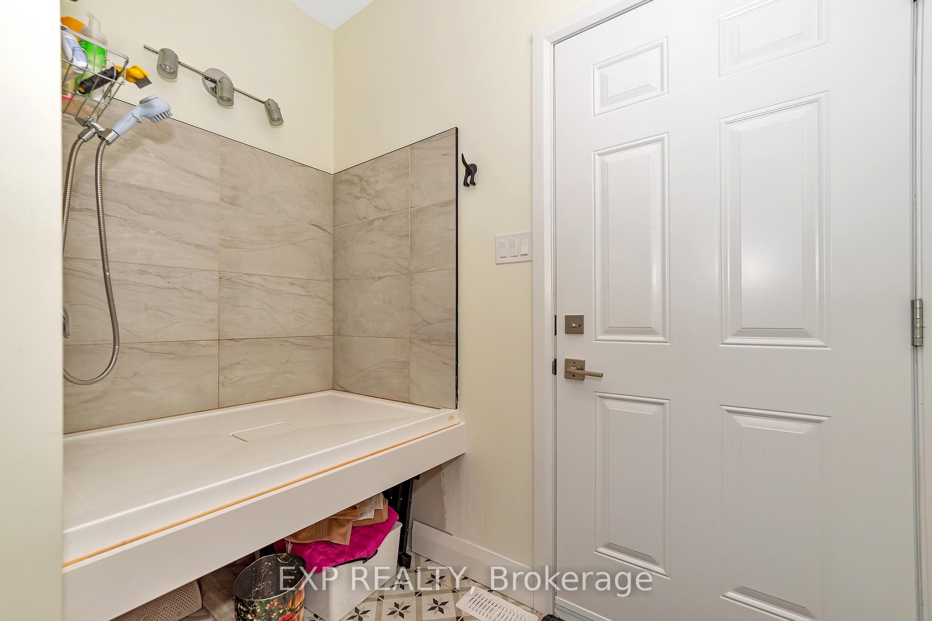 Photo 15 of 3010 Torwood Drive, Ottawa, Dunrobin Shores — HOMEH