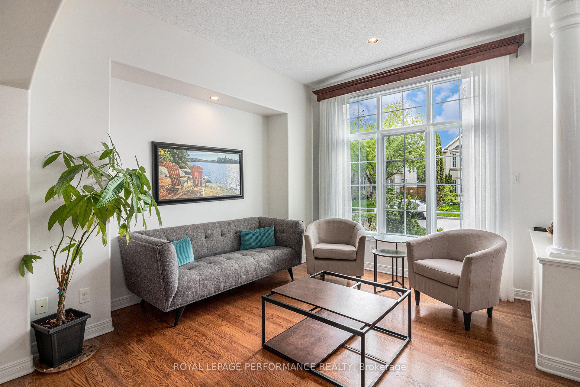 Photo 10 of 3712 Mountain Meadows Crescent, Ottawa, Riverside South/Gloucester Glen — HOMEH
