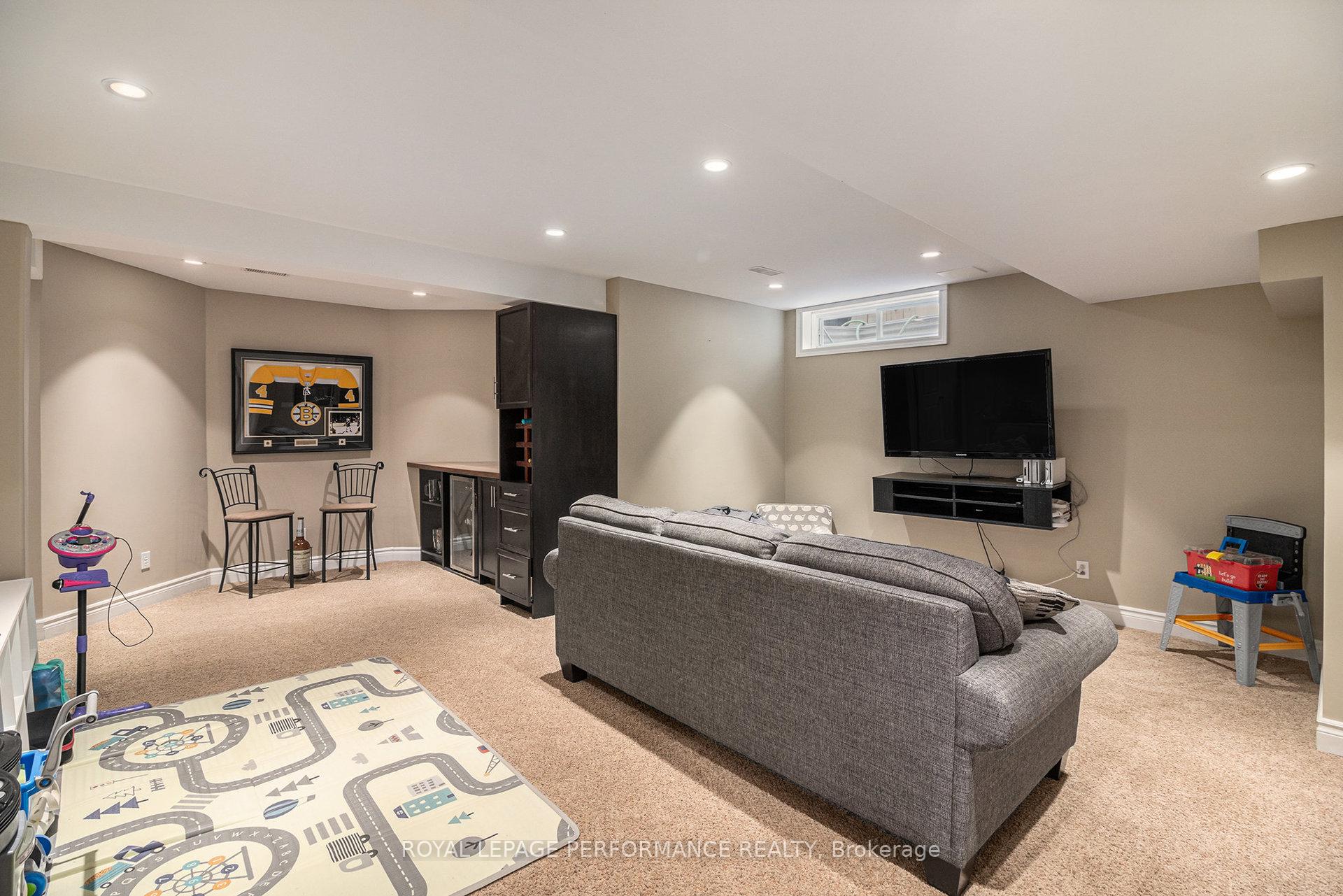 Photo 27 of 3712 Mountain Meadows Crescent, Ottawa, Riverside South/Gloucester Glen — HOMEH