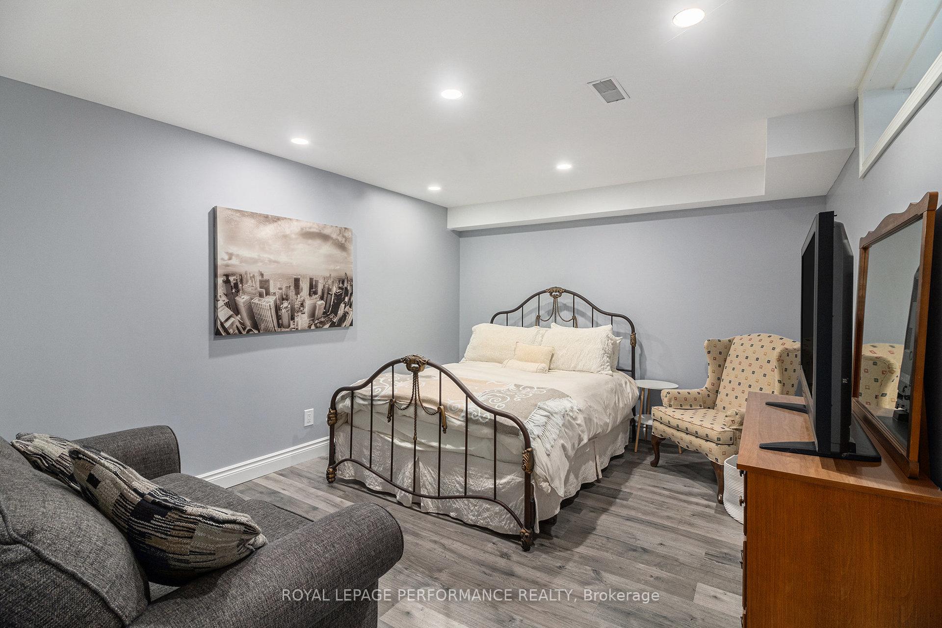Photo 29 of 3712 Mountain Meadows Crescent, Ottawa, Riverside South/Gloucester Glen — HOMEH