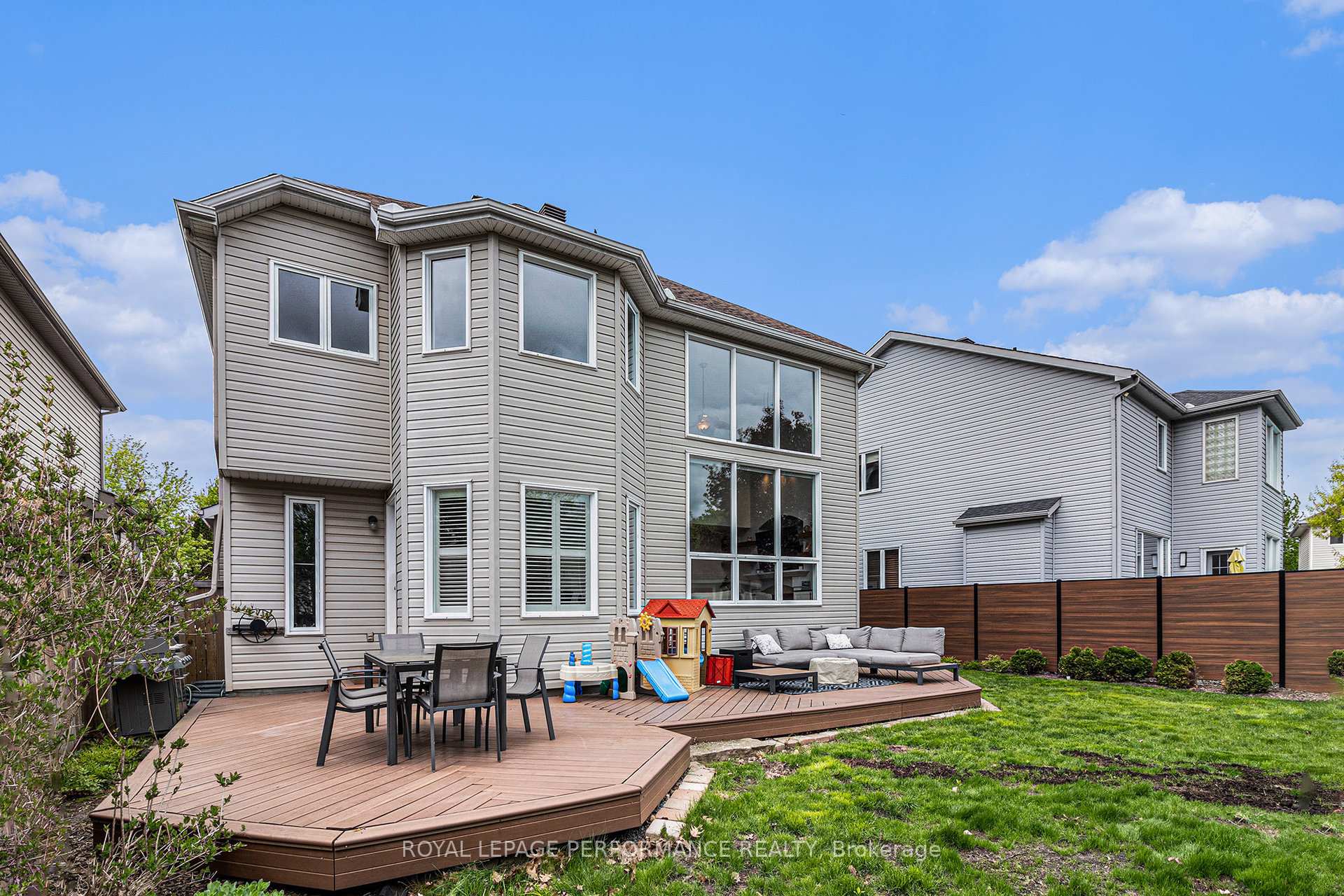 Photo 35 of 3712 Mountain Meadows Crescent, Ottawa, Riverside South/Gloucester Glen — HOMEH