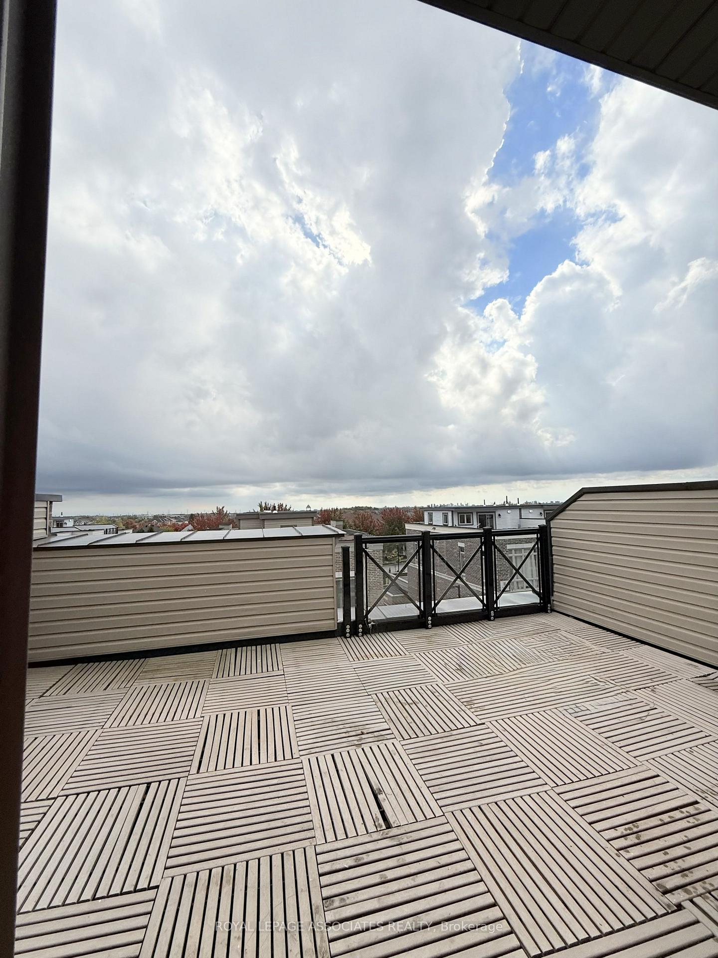 Photo 25 of Unit 2318, 20 Westmeath Lane, Markham, Cornell — HOMEH