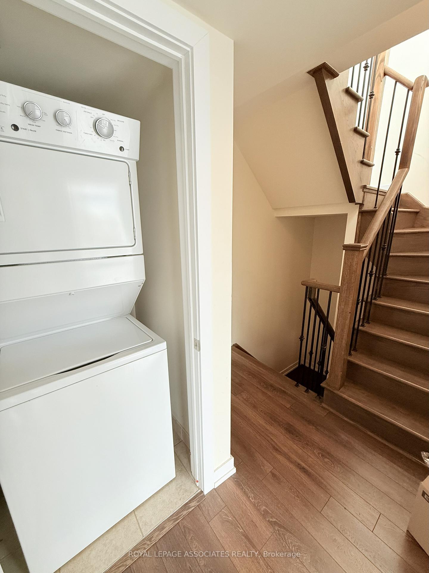 Photo 8 of Unit 2318, 20 Westmeath Lane, Markham, Cornell — HOMEH