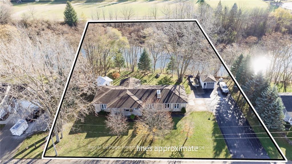 Photo 4 of 157 William Street N, Central Huron, Clinton — HOMEH