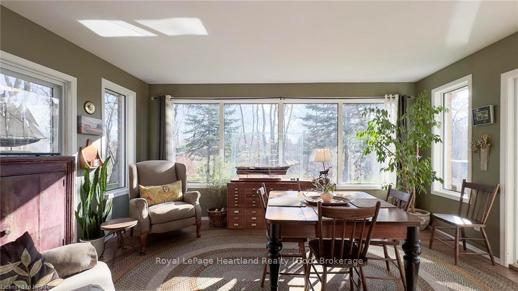 Photo 22 of 157 William Street N, Central Huron, Clinton — HOMEH