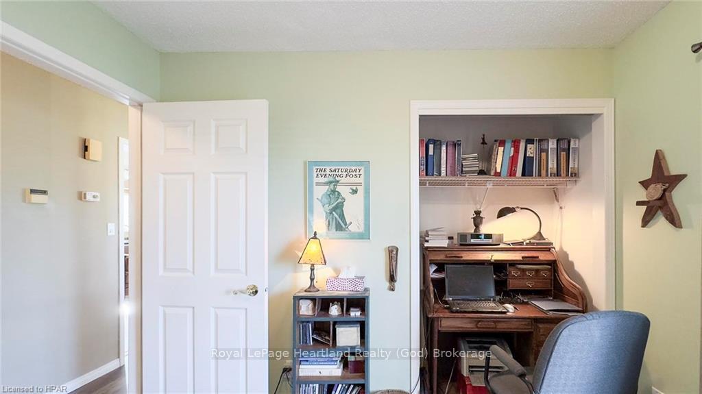 Photo 31 of 157 William Street N, Central Huron, Clinton — HOMEH