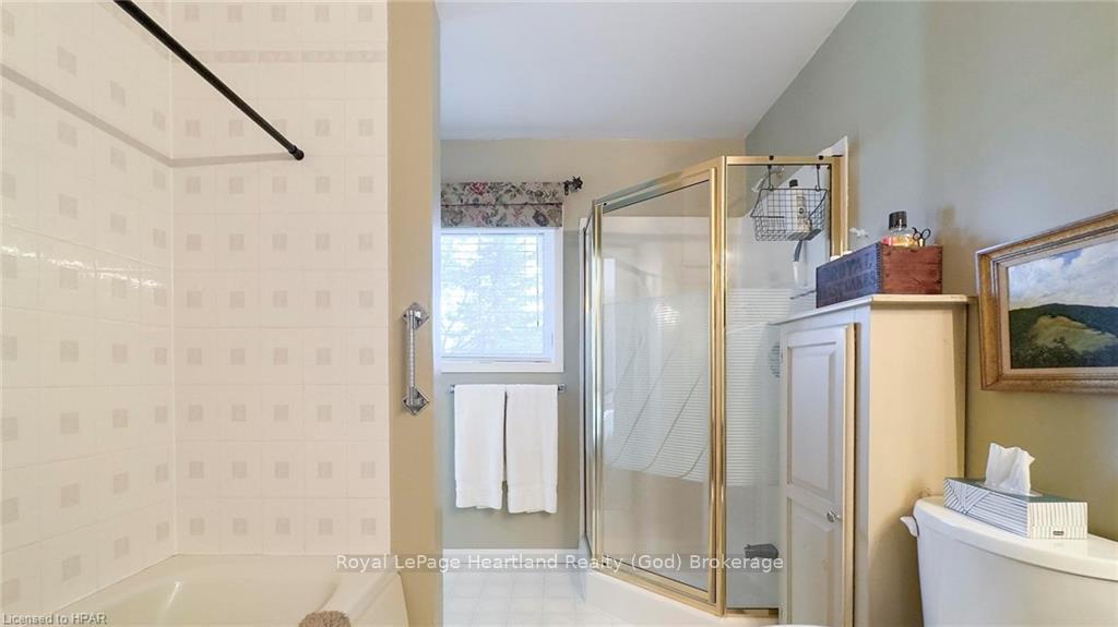 Photo 36 of 157 William Street N, Central Huron, Clinton — HOMEH