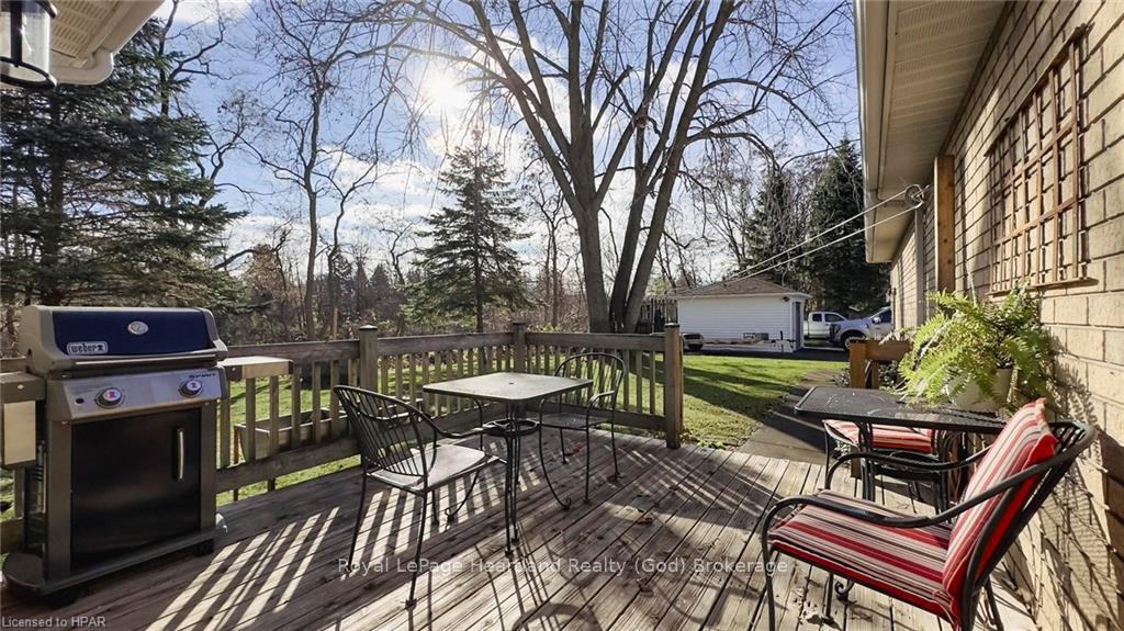 Photo 37 of 157 William Street N, Central Huron, Clinton — HOMEH