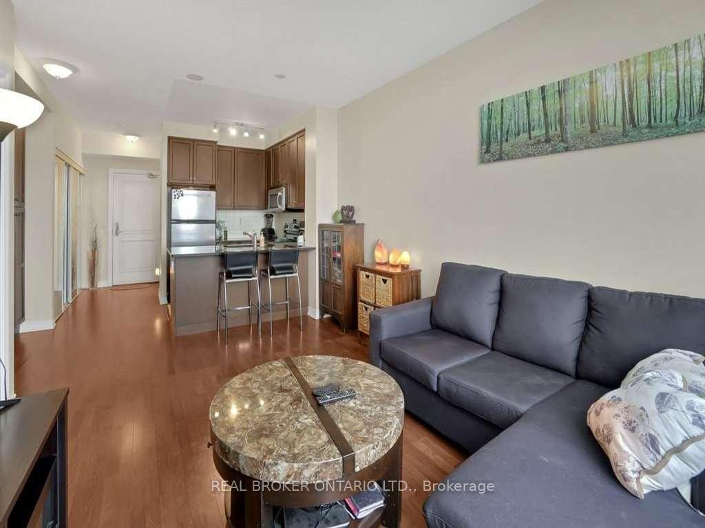 Photo 20 of Unit 702, 9245 Jane Street, Vaughan, Maple — HOMEH