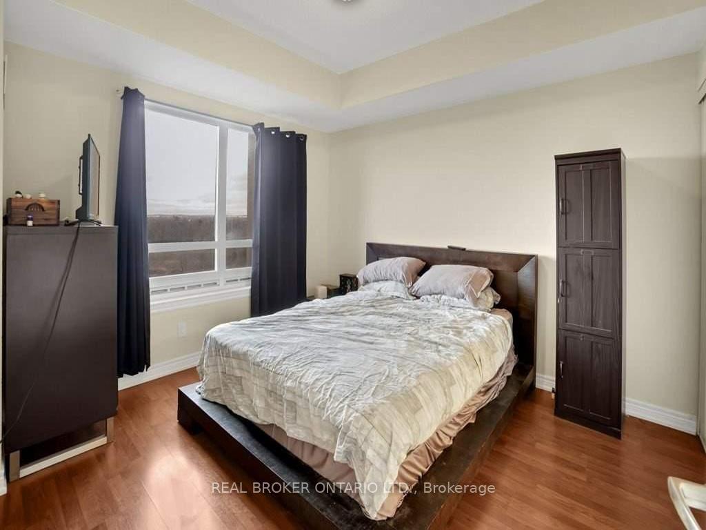 Photo 21 of Unit 702, 9245 Jane Street, Vaughan, Maple — HOMEH