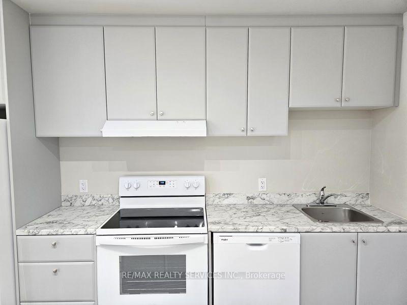 Photo 4 of Unit 104, 50 Herrick Avenue, St. Catharines, Oakdale — HOMEH