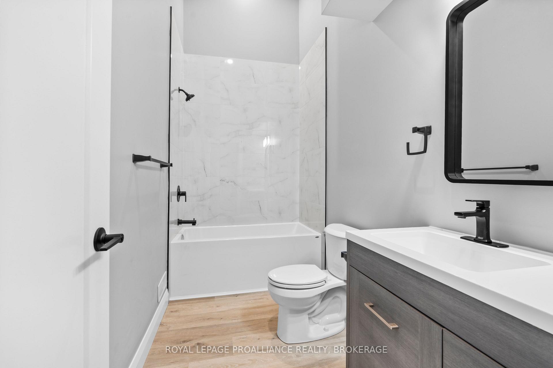 Photo 19 of 299 Arthur Street, Gananoque — HOMEH