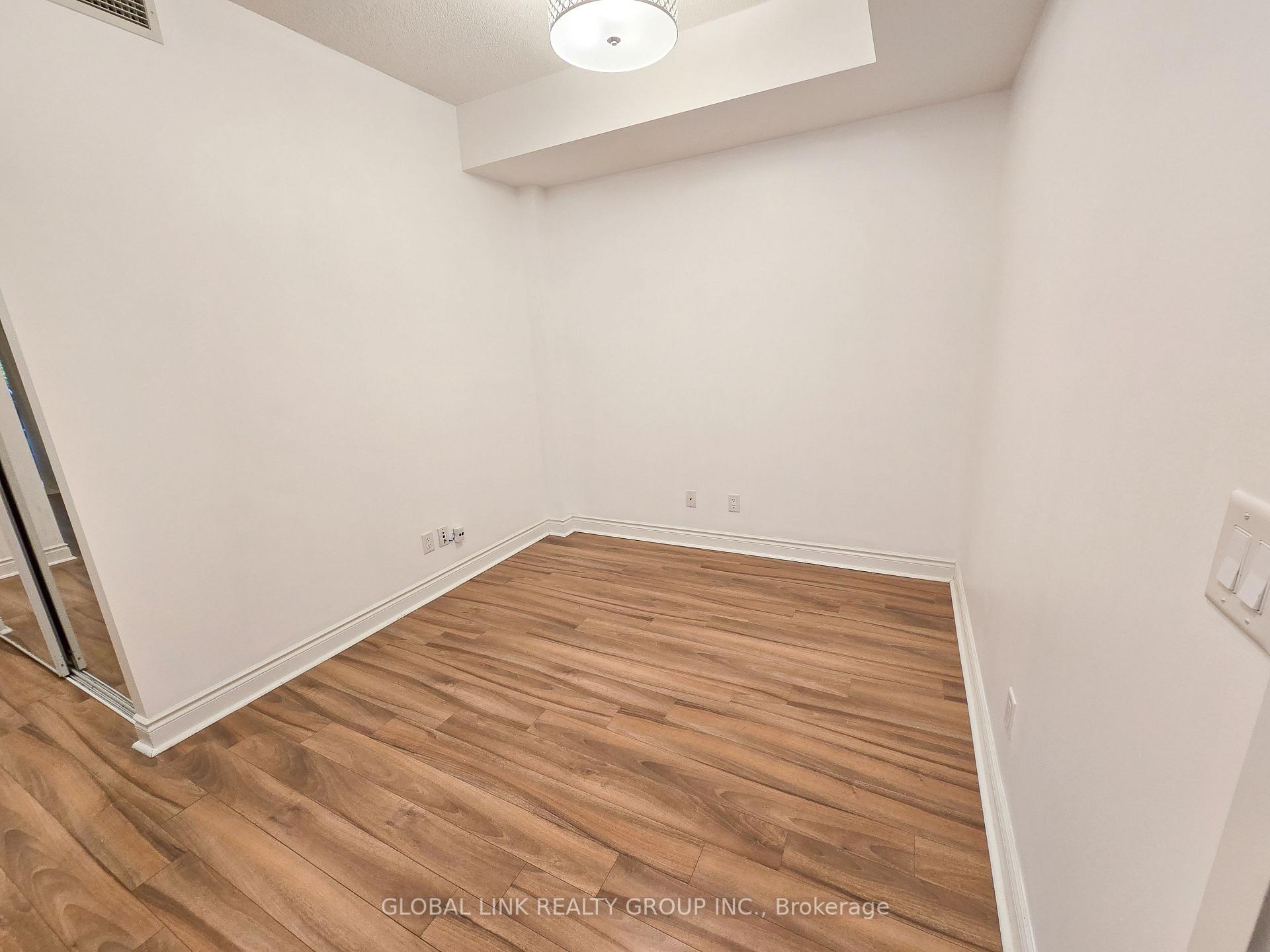 Photo 6 of Unit 185, 23 Cox Boulevard, Markham, Unionville — HOMEH