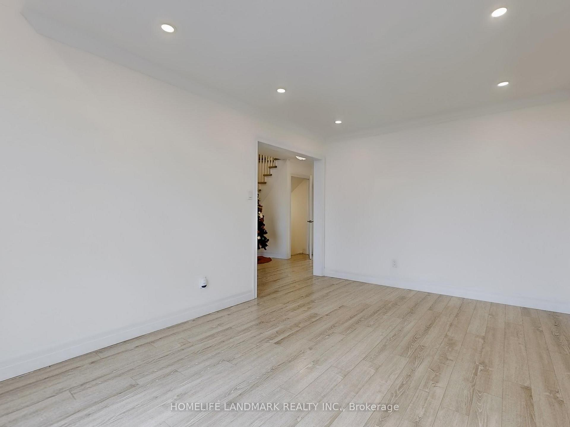 Photo 4 of 243 Cardinal Street, Barrie, Cundles East — HOMEH
