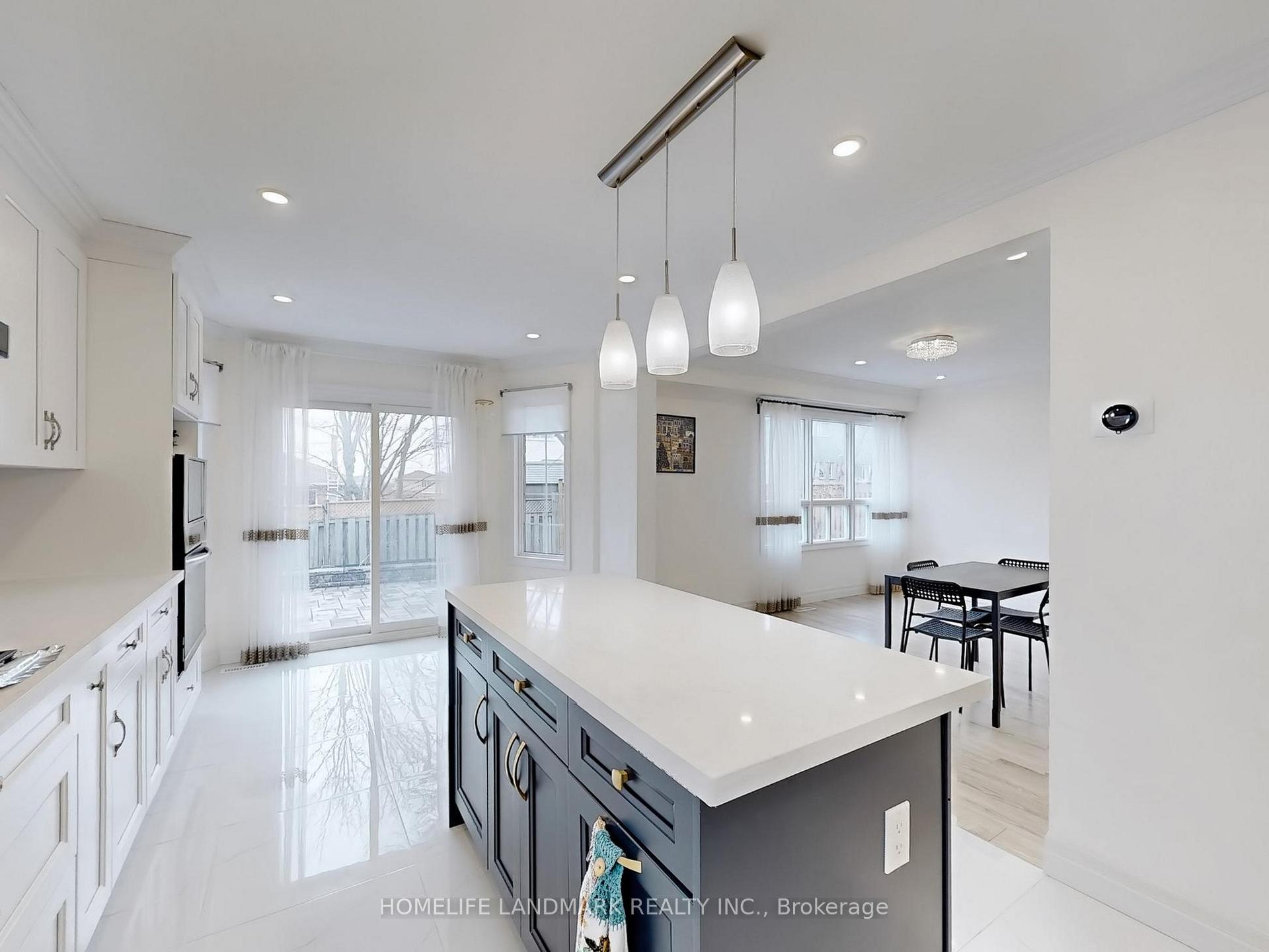 Photo 15 of 243 Cardinal Street, Barrie, Cundles East — HOMEH