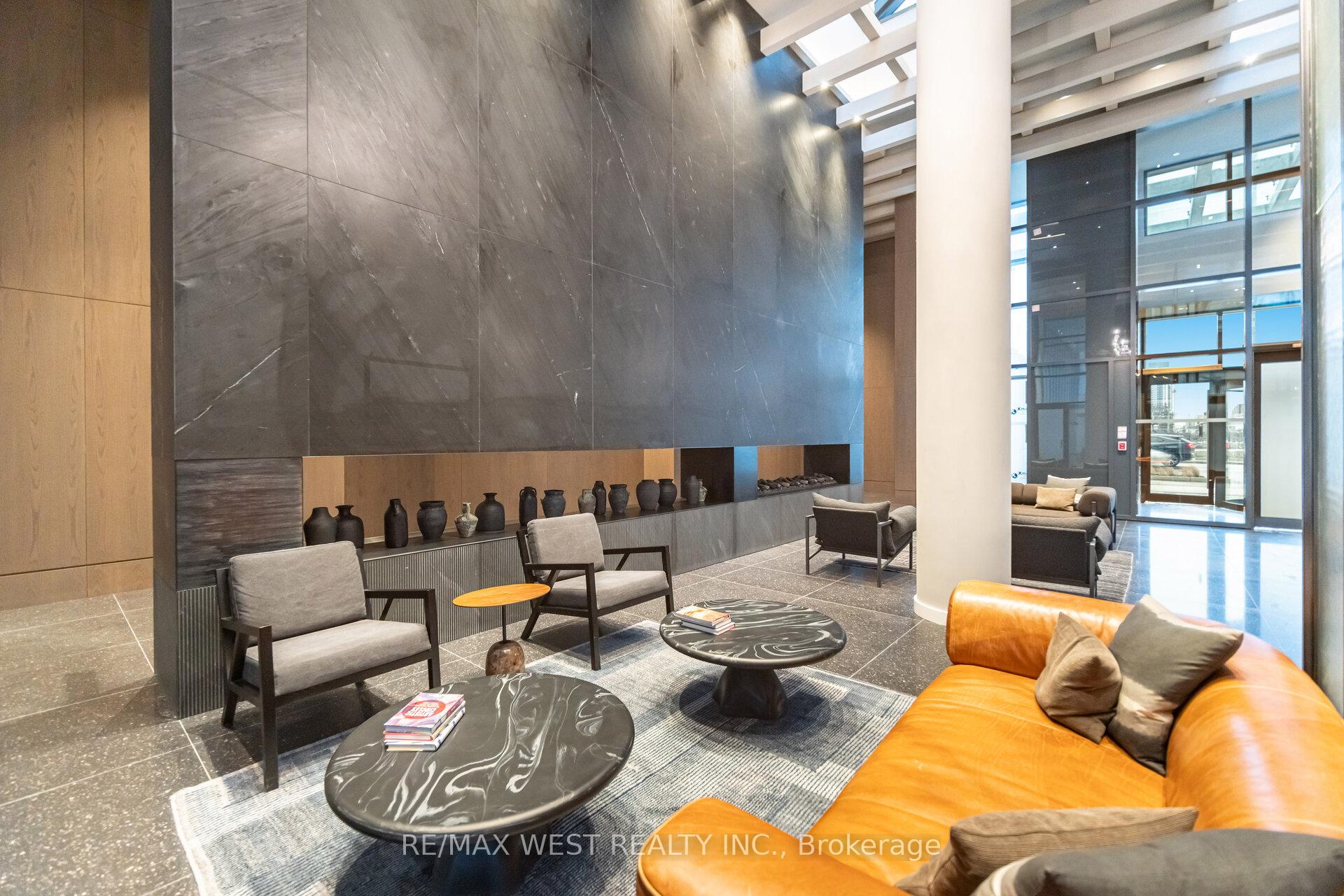 Photo 4 of Unit 1601, 8 Interchange Way, Vaughan, Vaughan Corporate Centre — HOMEH