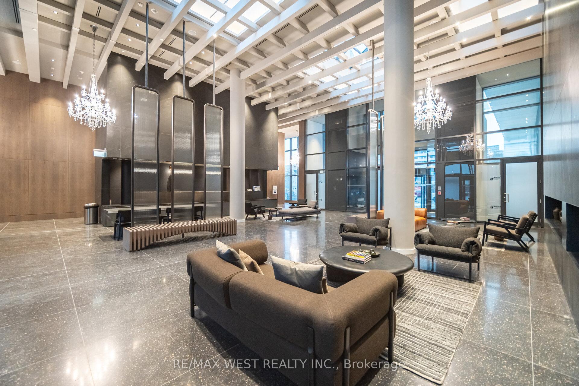 Photo 5 of Unit 1601, 8 Interchange Way, Vaughan, Vaughan Corporate Centre — HOMEH