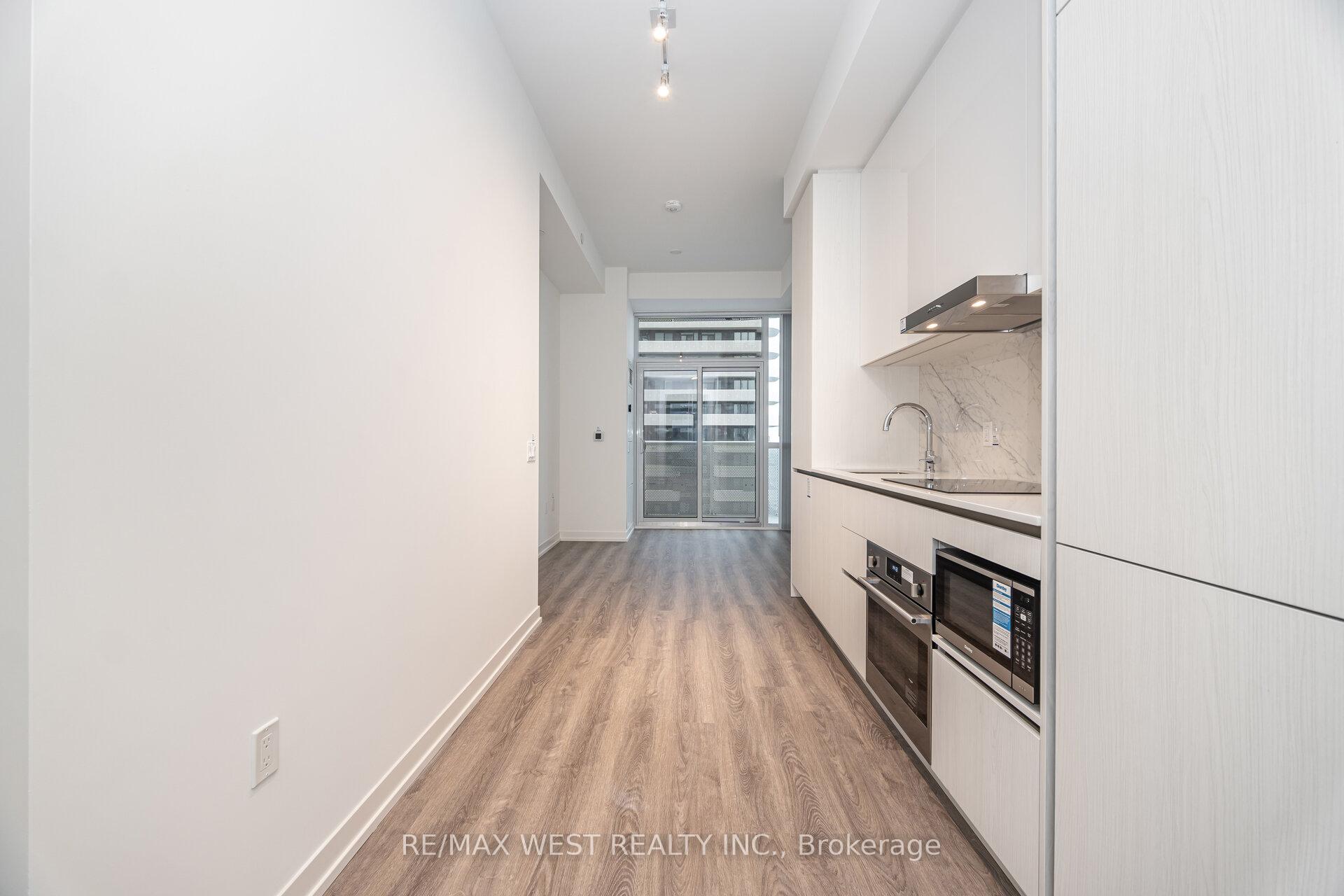 Photo 10 of Unit 1601, 8 Interchange Way, Vaughan, Vaughan Corporate Centre — HOMEH