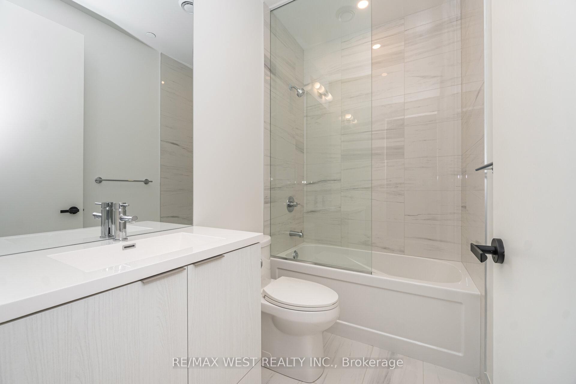 Photo 23 of Unit 1601, 8 Interchange Way, Vaughan, Vaughan Corporate Centre — HOMEH