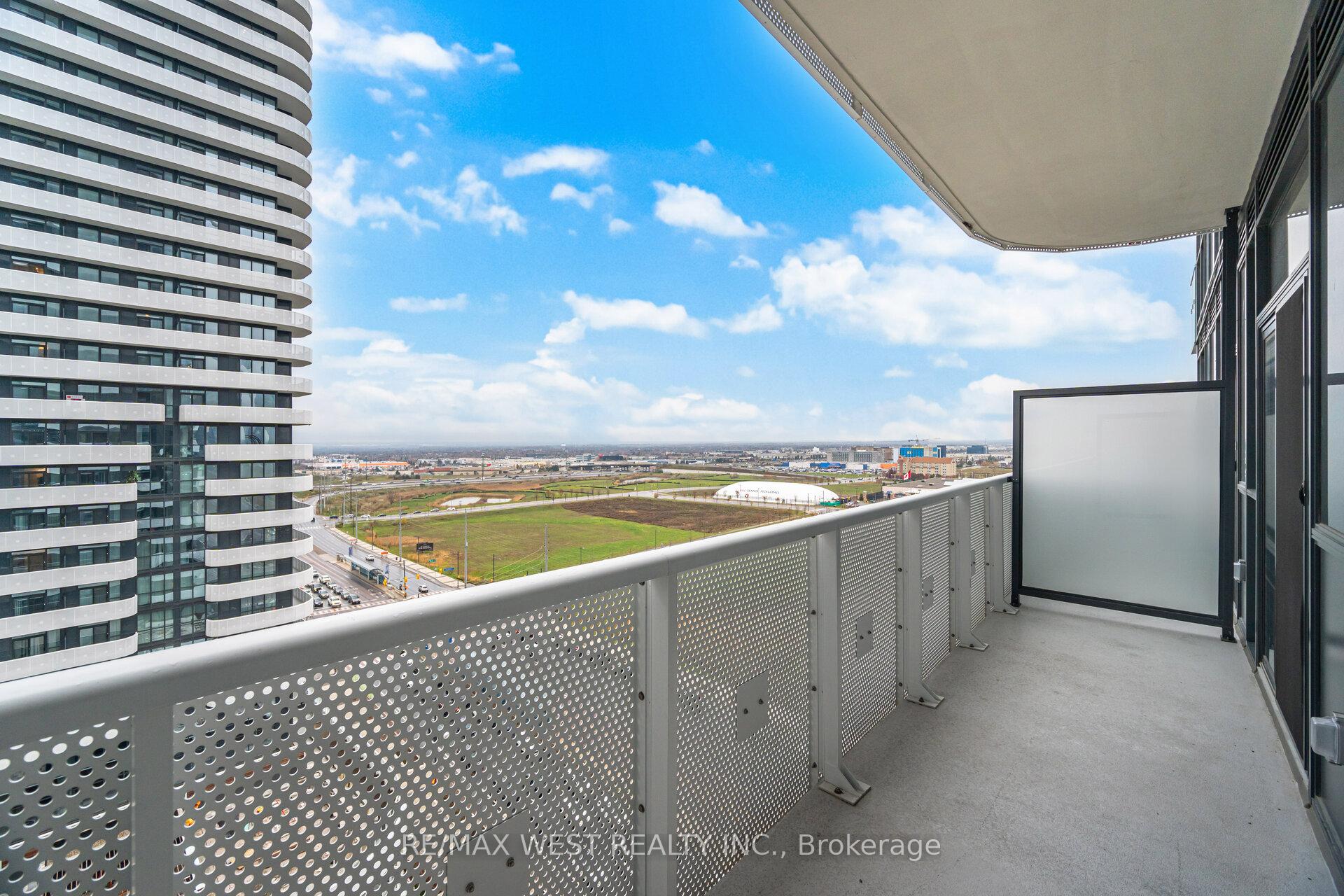 Photo 30 of Unit 1601, 8 Interchange Way, Vaughan, Vaughan Corporate Centre — HOMEH