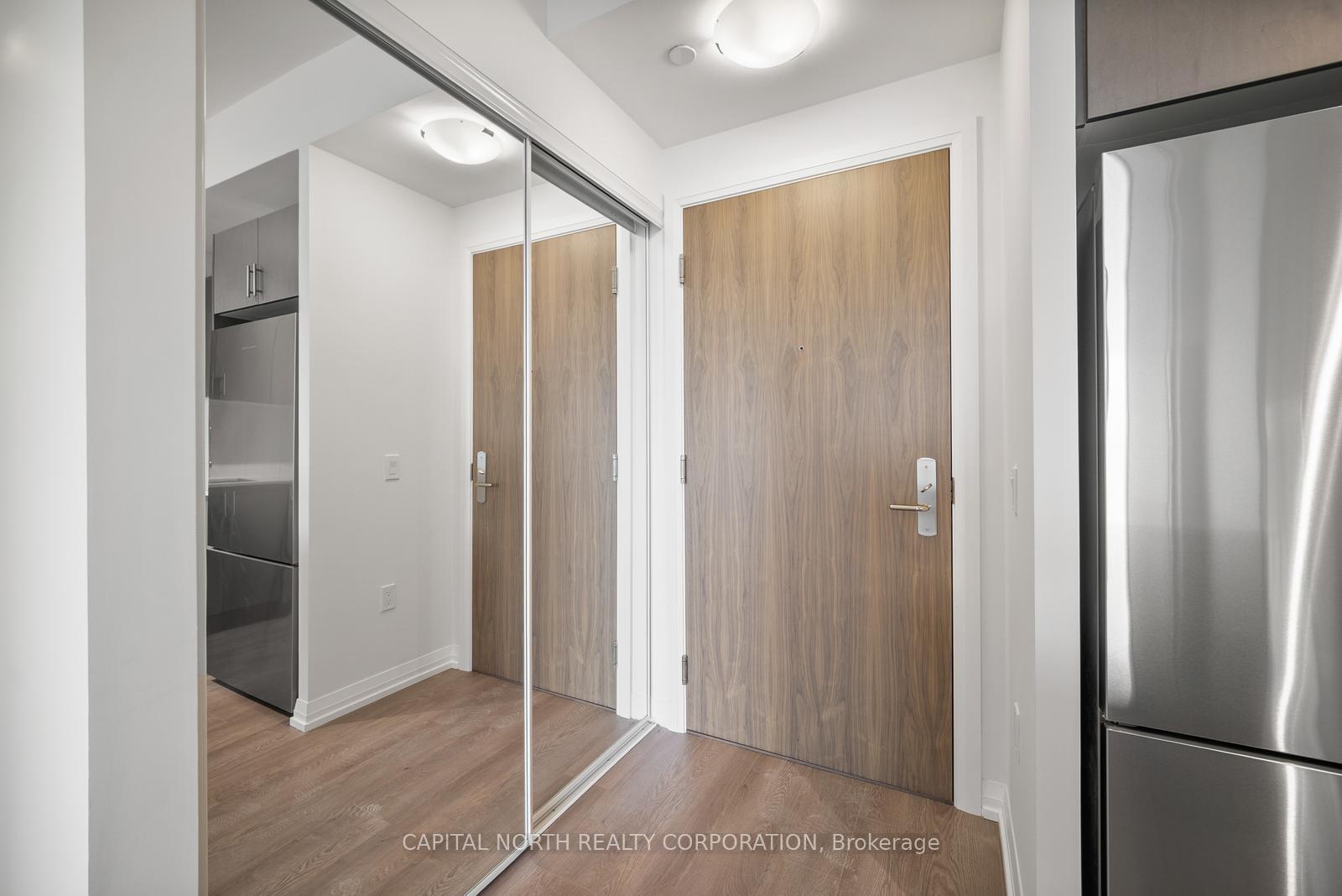 Photo 2 of Unit 314, 27 Korda Gate, Vaughan, Vellore Village — HOMEH