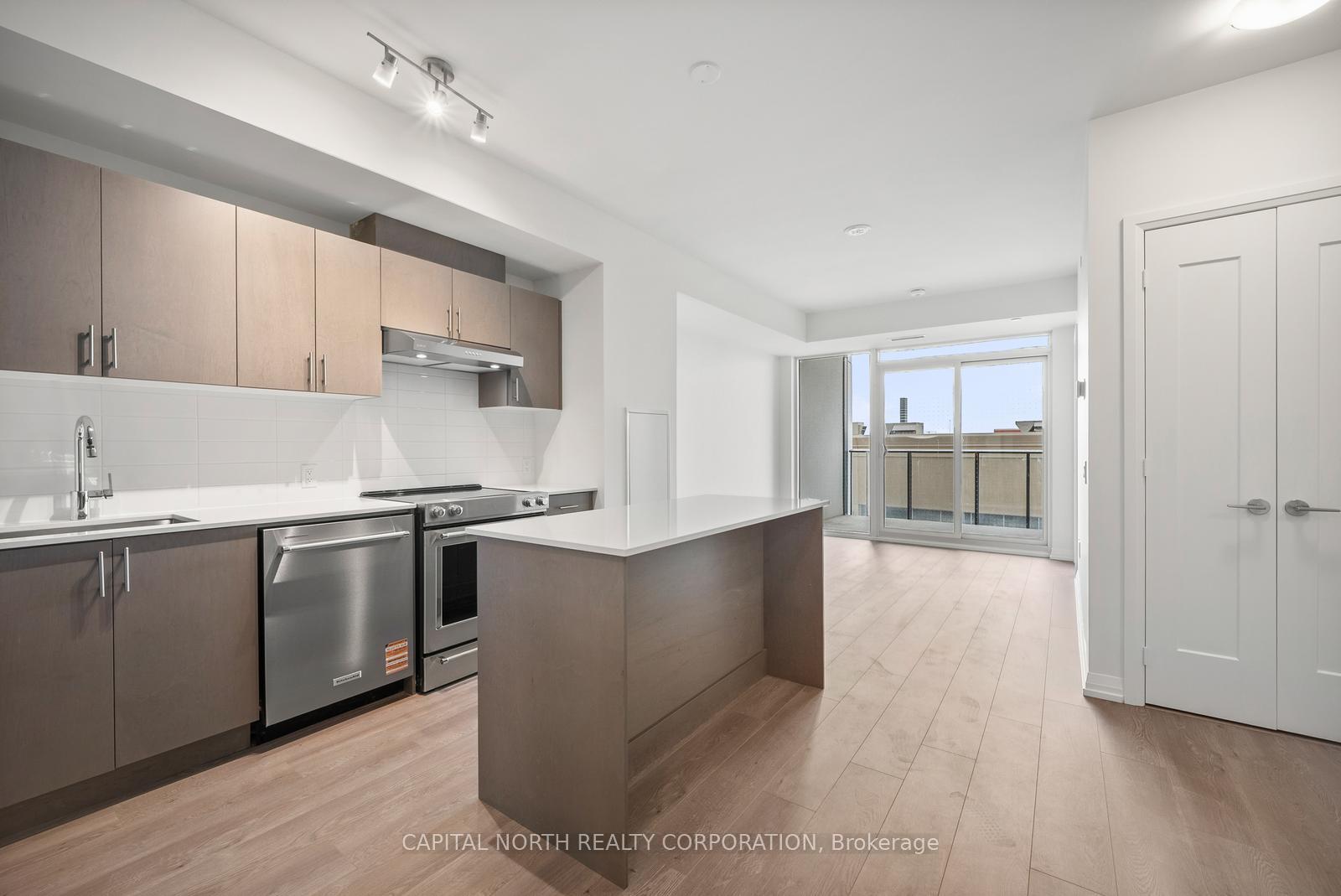 Photo 6 of Unit 314, 27 Korda Gate, Vaughan, Vellore Village — HOMEH
