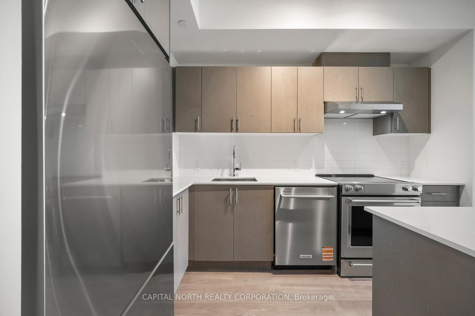 Photo 7 of Unit 314, 27 Korda Gate, Vaughan, Vellore Village — HOMEH