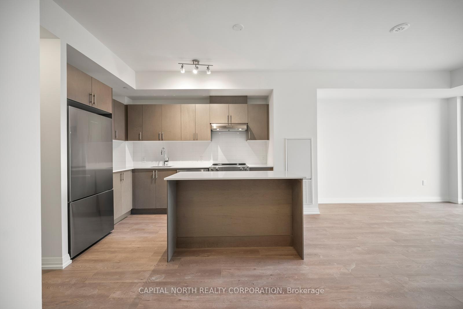 Photo 9 of Unit 314, 27 Korda Gate, Vaughan, Vellore Village — HOMEH