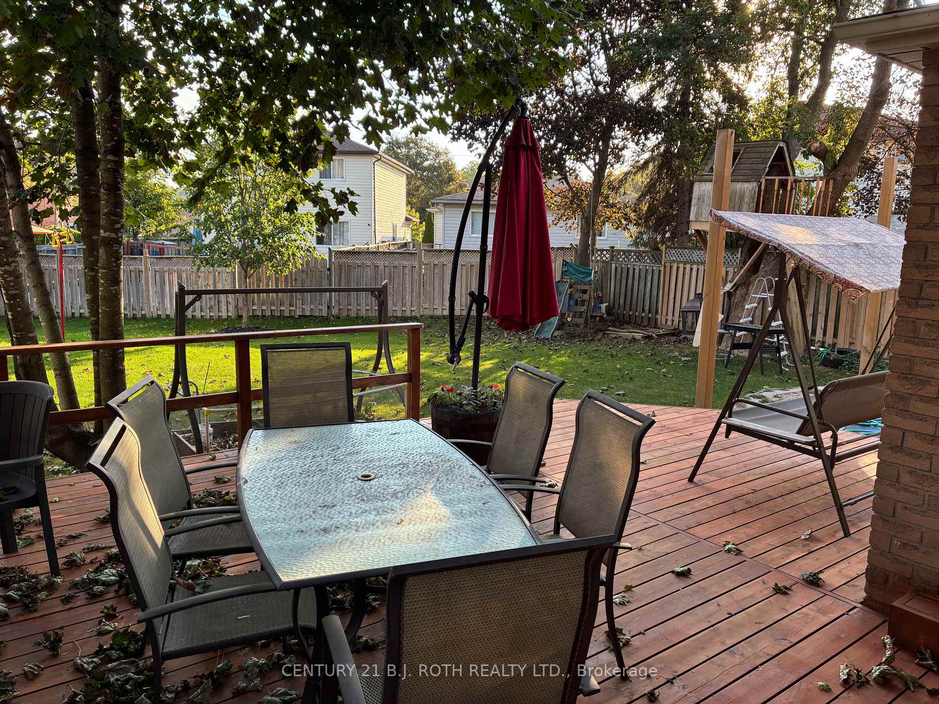 Photo 14 of 52 Carruthers Crescent, Barrie, Grove East — HOMEH